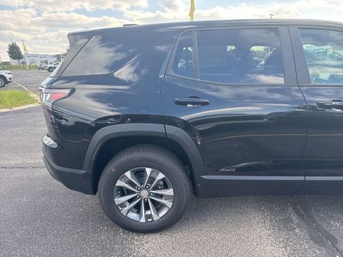 New 2026 Chevrolet Equinox LT w/ Convenience Package II image 12