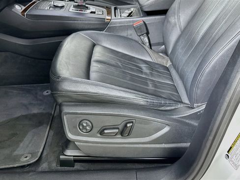 Used 2020 Audi Q5 2.0T Premium w/ Convenience Package AWD/4WD image 21