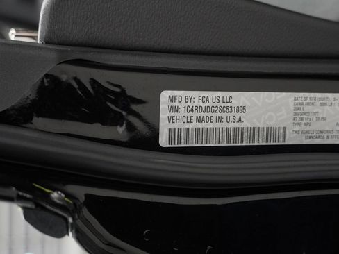 Certified 2025 Dodge Durango GT image 53