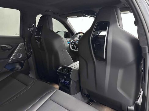 Used 2025 BMW M5 w/ Carbon Package image 20