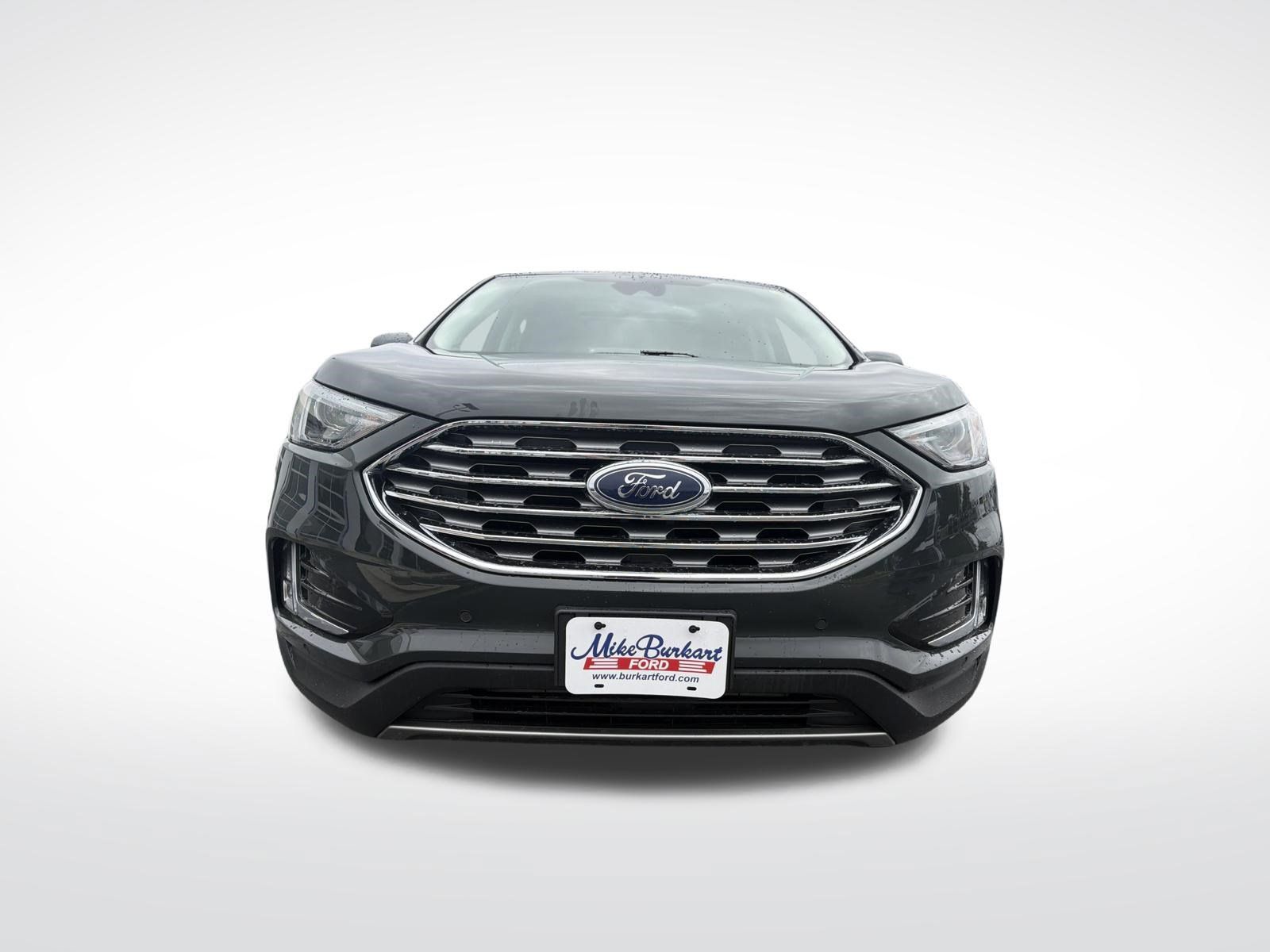 Used 2023 Ford Edge Titanium w/ Class II Trailer Tow Package AWD/4WD image 50