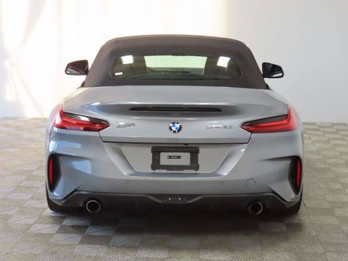Used 2025 BMW Z4 sDrive30i image 4