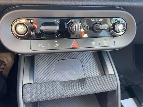 Used 2025 MINI Cooper Countryman S w/ Comfort Package Max image 21