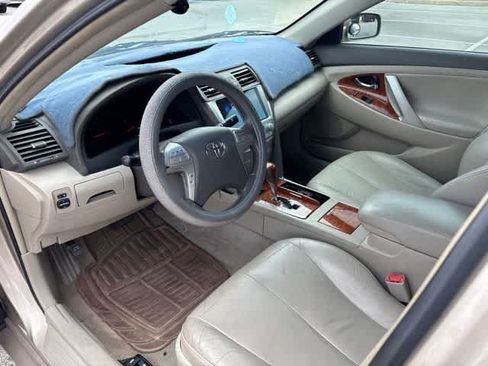 Used 2008 Toyota Camry XLE FWD image 9