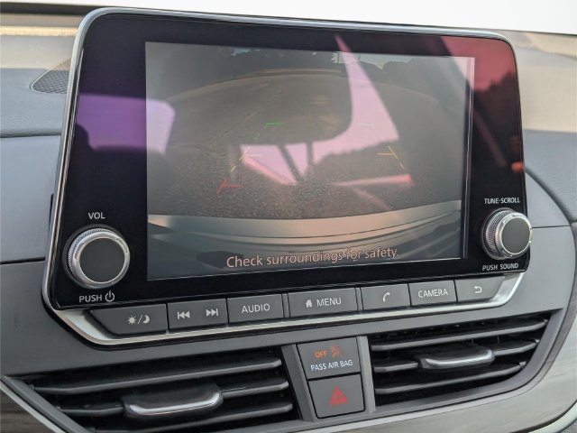 Used 2024 Nissan Altima 2.5 SV FWD image 27