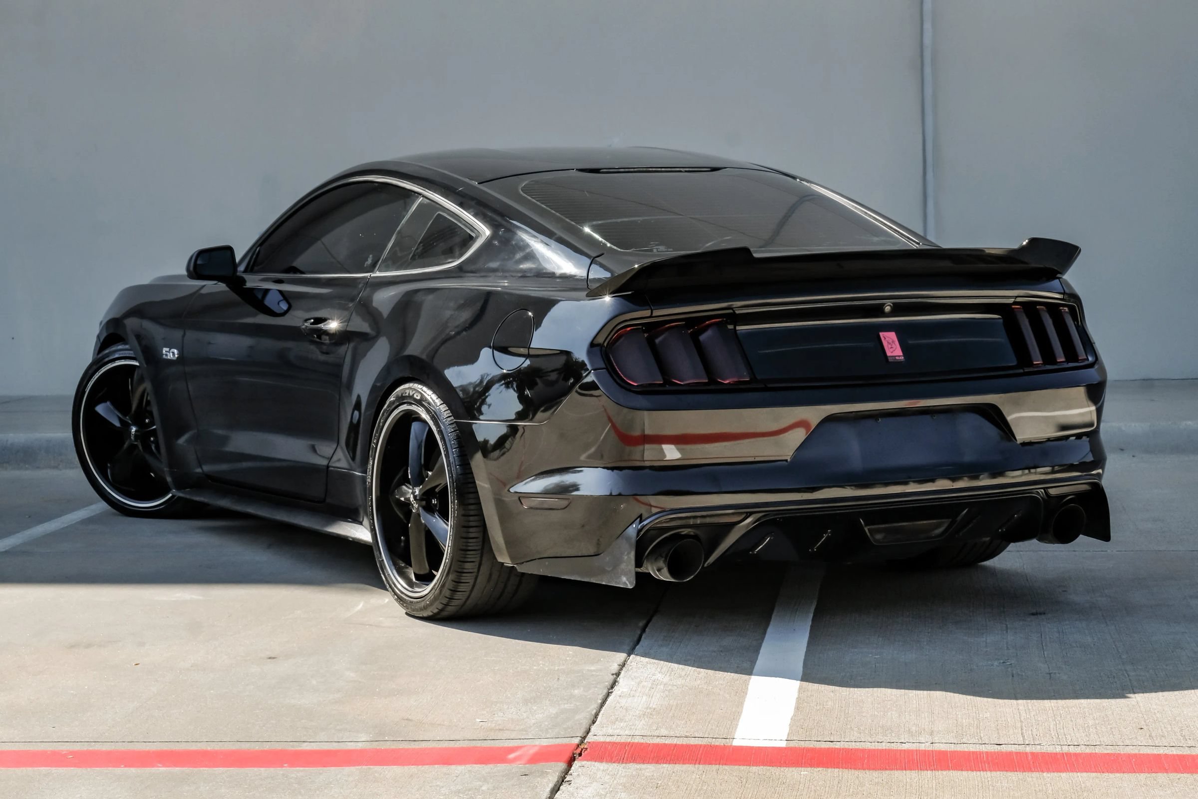 Used 2016 Ford Mustang GT RWD image 13