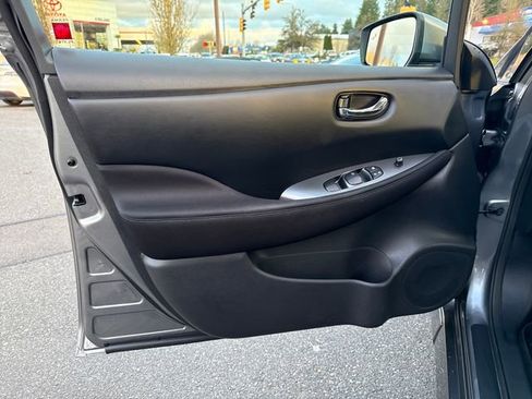 Used 2021 Nissan Leaf S w/ S Charge Package image 16