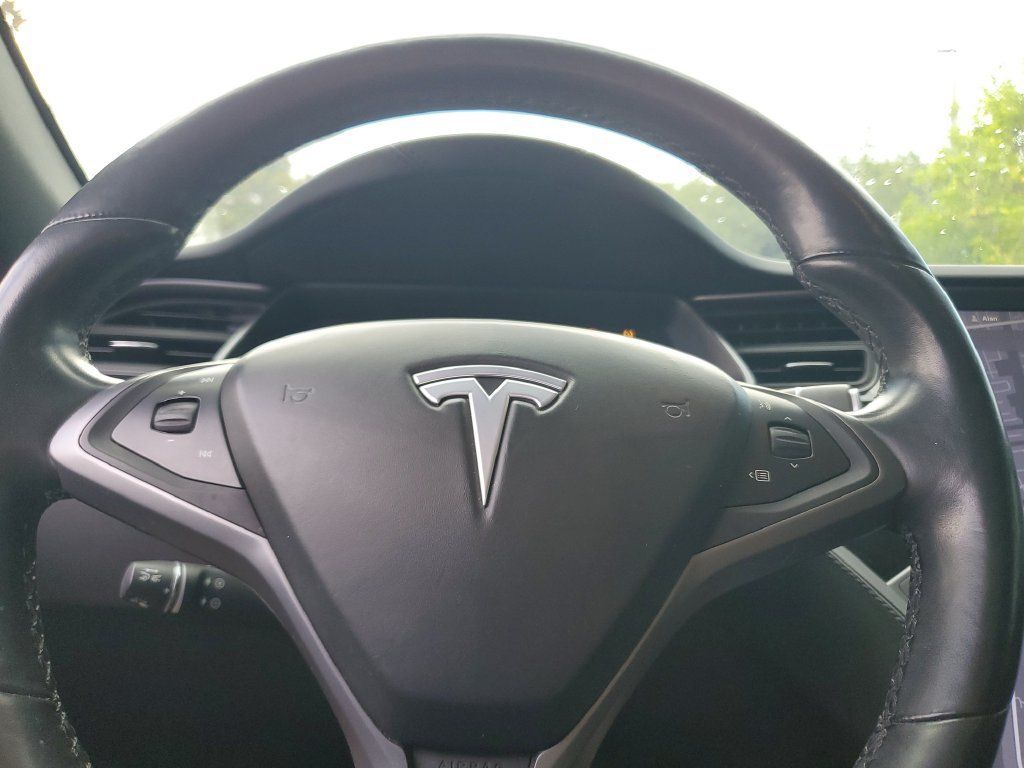 Used 2018 Tesla Model S 75D AWD/4WD image 25
