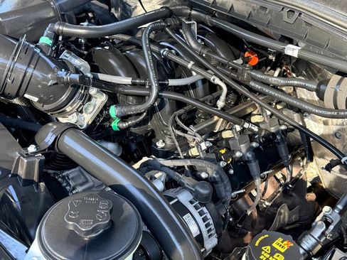 Used 2024 Ford F350 XLT AWD/4WD image 37