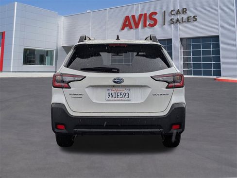 Used 2025 Subaru Outback Premium image 7