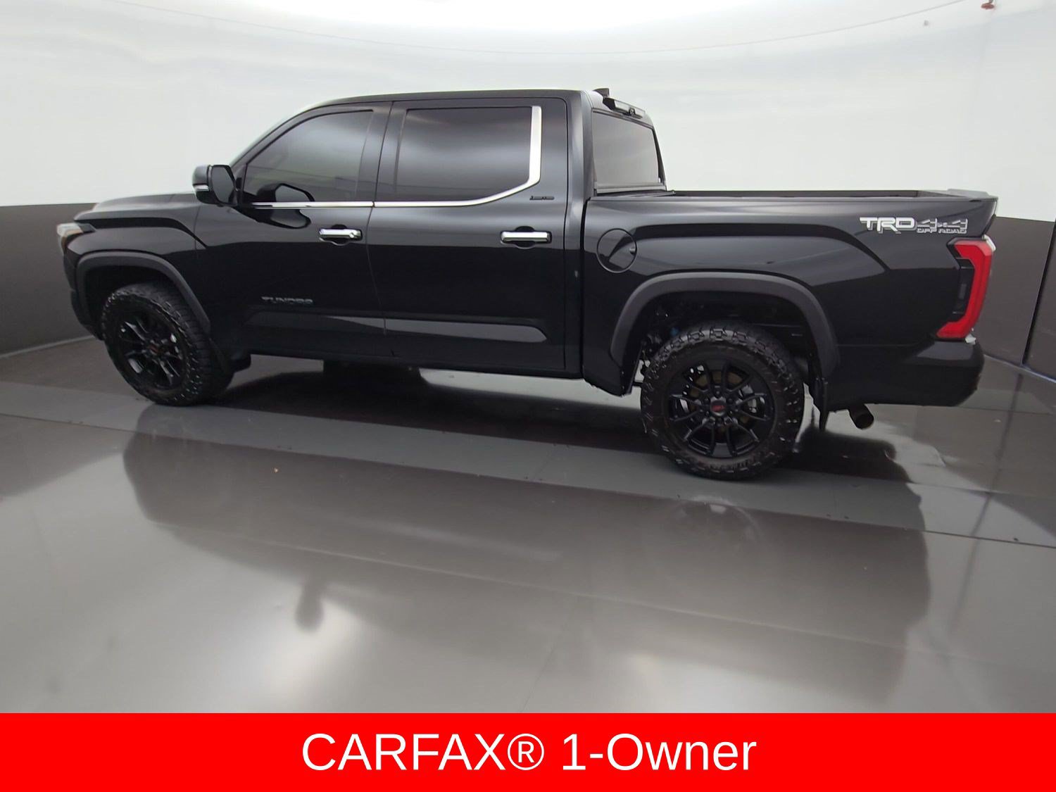 Used 2023 Toyota Tundra Limited w/ TRD Off-Road Package AWD/4WD image 5