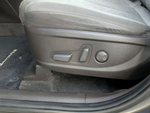 Used 2020 Hyundai Santa Fe SEL image 20