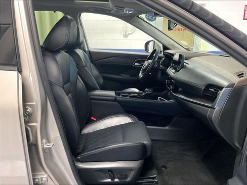 Used 2023 Nissan Rogue Platinum w/ Platinum Premium Package AWD/4WD image 11