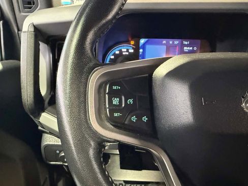 Used 2022 Ford Bronco Big Bend w/ Sasquatch Package image 24