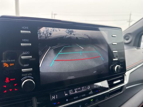 Used 2023 Toyota Sienna XSE w/ XSE Plus Package image 19