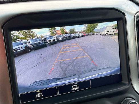 Used 2021 Chevrolet Silverado 1500 LT Trail Boss w/ Convenience Package II image 13