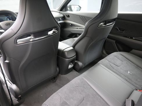 New 2025 Hyundai Elantra N image 18