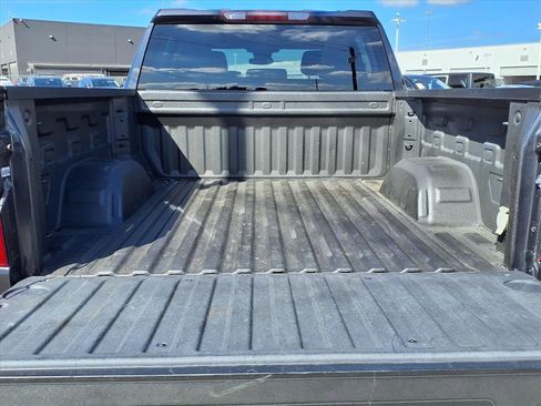 Used 2023 Chevrolet Silverado 1500 Custom image 18
