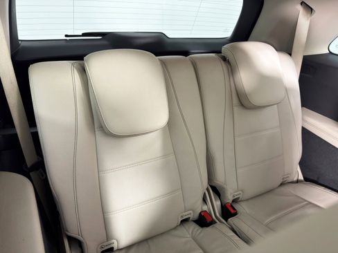 Used 2020 Mercedes-Benz GLS 580 4MATIC image 50