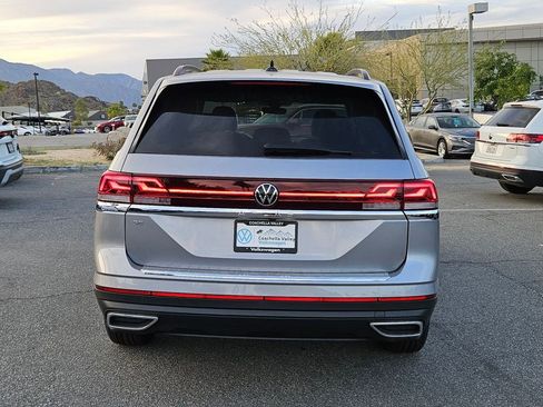 New 2026 Volkswagen Atlas SE image 4
