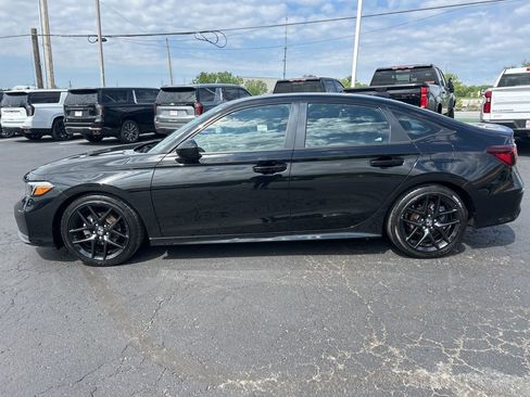Used 2025 Honda Civic Sport image 8
