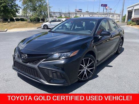 Certified 2024 Toyota Camry SE FWD image 1
