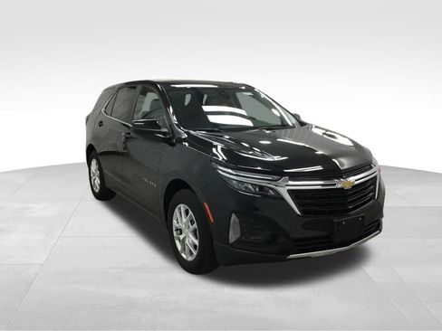 Used 2024 Chevrolet Equinox LT AWD/4WD image 3