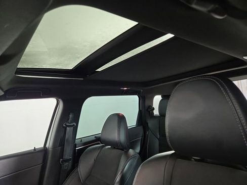 Used 2022 Mitsubishi Outlander SE image 30