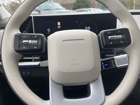 Used 2024 Hyundai Santa Fe Calligraphy image 13