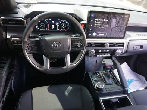 Used 2024 Toyota Tacoma TRD Sport image 6