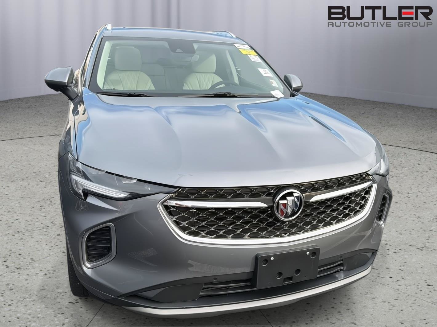 Used 2022 Buick Envision Avenir w/ Technology Package II FWD image 5