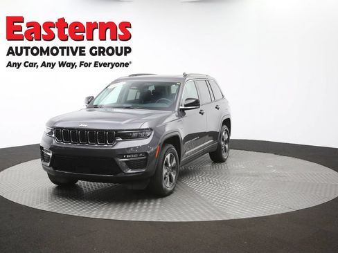 Used 2024 Jeep Grand Cherokee Limited 4xe AWD/4WD image 91