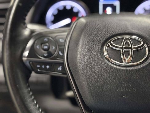 Used 2021 Toyota Camry SE FWD image 27