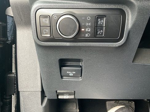 Used 2024 Ford Bronco Wildtrak AWD/4WD image 24