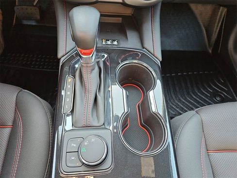 Certified 2024 Chevrolet Blazer RS w/ Enhanced Convenience Package image 16