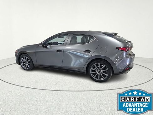 Used 2022 MAZDA MAZDA3 s FWD image 4