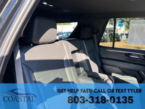 Used 2025 Chevrolet Tahoe Z71 image 25