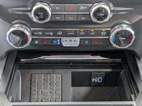 New 2026 Ford F250 Lariat image 22