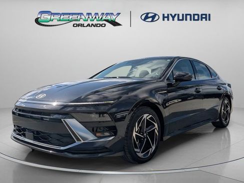 Used 2024 Hyundai Sonata SEL w/ Convenience Package FWD image 4