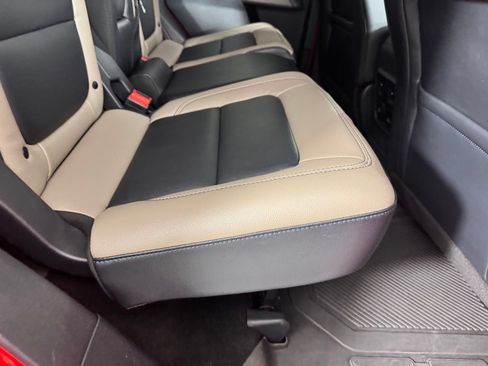 Used 2023 Ford Bronco Wildtrak AWD/4WD image 31