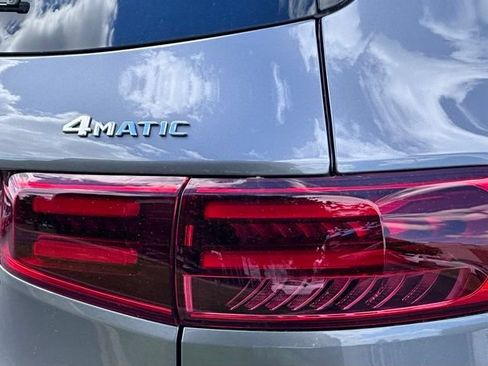New 2026 Mercedes-Benz GLB 250 4MATIC image 12