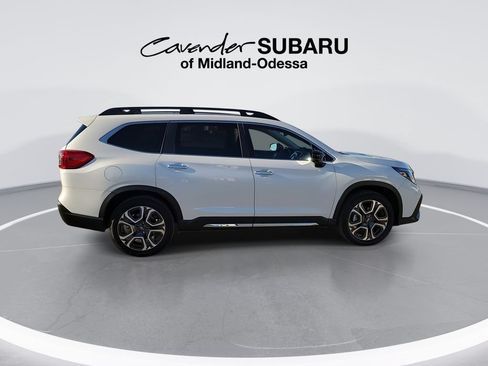 Used 2025 Subaru Ascent Touring AWD/4WD image 9