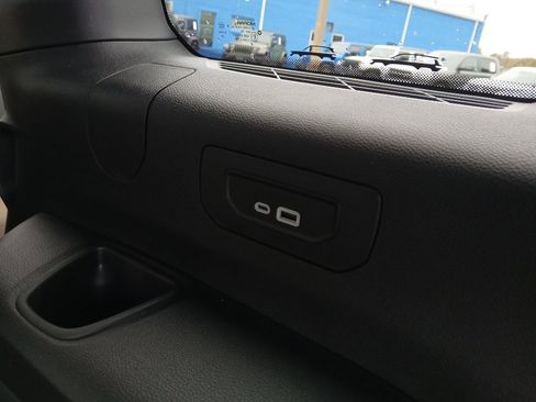 New 2025 Jeep Grand Cherokee L Limited w/ Luxury Tech Group II image 29