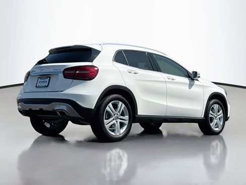 Used 2020 Mercedes-Benz GLA 250 4MATIC image 7