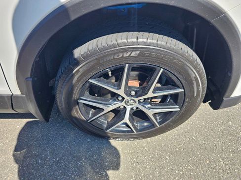 Used 2017 Toyota RAV4 SE w/ Power Extra Value Package image 10