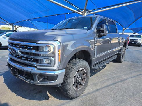 Used 2023 Ford F350 Lariat w/ Lariat Ultimate Package AWD/4WD image 1