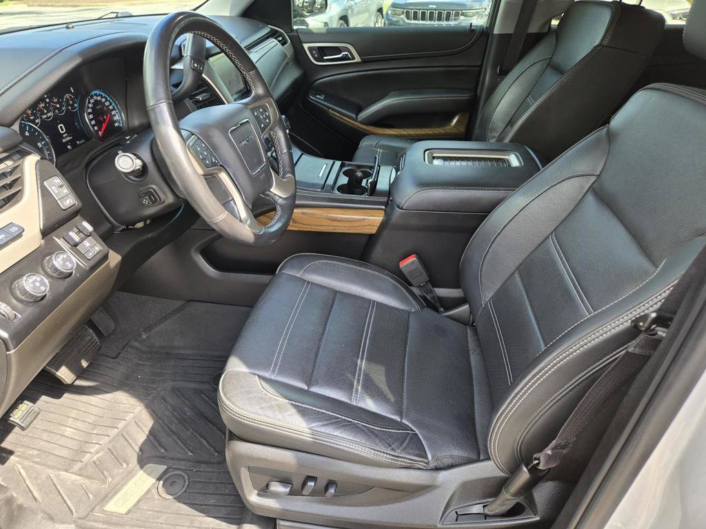 Used 2019 GMC Yukon Denali w/ Open Road Package AWD/4WD image 16