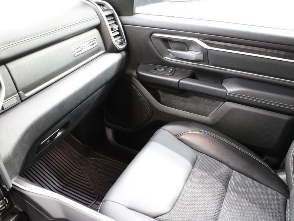 Used 2023 RAM 1500 Big Horn AWD/4WD image 27