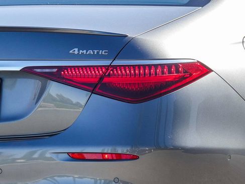 New 2024 Mercedes-Benz S 580e S 580e image 7