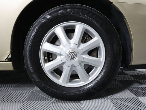 Used 2005 Buick LaCrosse CXL image 6